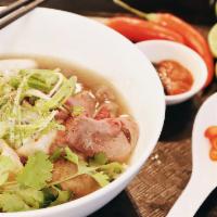 Pho Tai Chin · Housemade beef broth sliced filet mignon and choice of fatty or lean brisket.