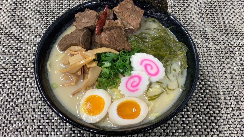 R6. Spicy Beef Ramen · Medium. Spicy beef, boiled egg, bamboo shoots, fish cake, green onion, roasted seaweed and bean sprout