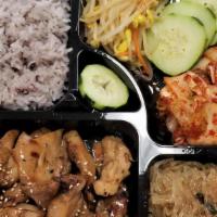 Doshirak (B) · Comes with Rice and 4 sides and Jab-Chae.
Choice of 1 item:
Beef, Spicy Chicken, BBQ Chicken...