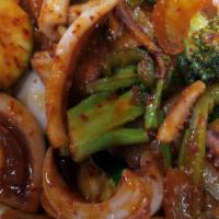 14. Oh Jing Uh Bokum · Squid and Vegetables in Spicy Sauce.