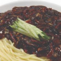 Jajangmyeon / Black Bean Sauce Noodle · Ingredient: pork.