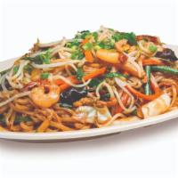 Bokkeummyeon / Stir-Fried Noodle with Shrimp & Veggies · Ingredient: pork and shrimp.