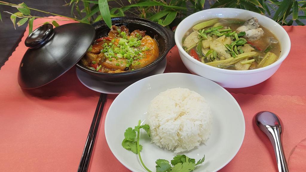 Braised Cat fish ,sweet sour soup,2 rices · Canh Chua Cá Bông Lau + Cá Bông Lau  Kho Tộ