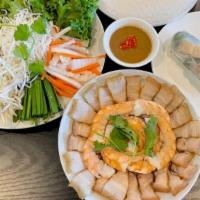 Boiled Shrimps, Pork belly with Rice papers/Tôm, Ba Chỉ Luộc Cuốn Bánh Tráng · 