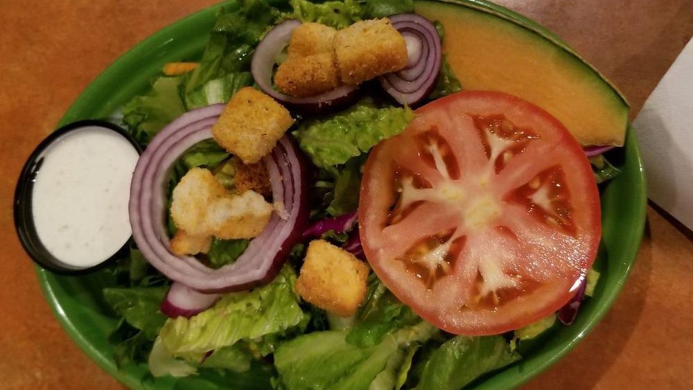 Salad Plate · Green salad mixed lettuce, carrots, purple cabbage, onion, tomato, croutons and choice of dressing.