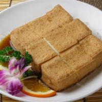 鹵水豆腐 / Marinated Tofu · 