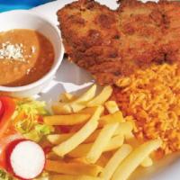 Plato De Milaneza · Breaded pork steak served with rice, beans, salad, and French fries.