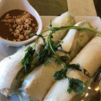 VA1. Vegetable Spring Roll -  (3) · Rice paper roll with vermicelli noodles, lettuce, mint leaves, and tofu. Served with hoisin ...