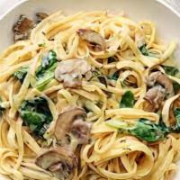 Mushroom & Spinach Fusilli · mushrooms, baby spinach, leeks, garlic, parmesan, white wine, bread crumbs