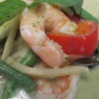20. Kang Keow Wan · Simmered in green curry, with coconut milk, green beans, zucchini, bamboo, and sweet basil.