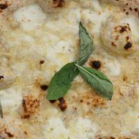 Formaggi & Sage · Fior di latte mozzarella, gorgonzola, Fontina, parmesan cheese, Sage