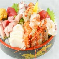 Matsuri Sashimi Special · Thirteen pieces of assorted sashimi.