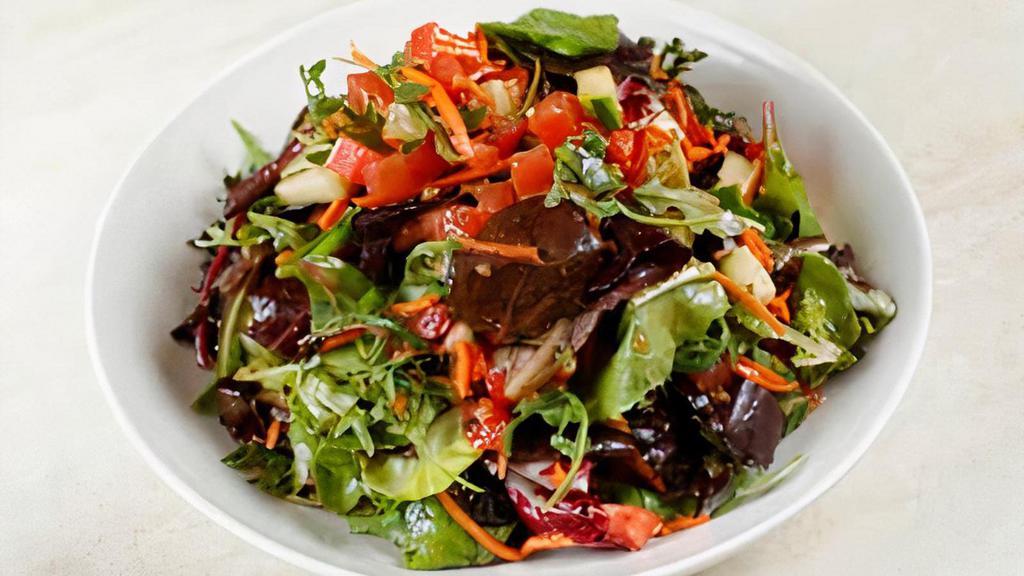 House Salad · Mixed Greens, Cucumbers, Carrots, Tomatoes & House Vinaigrette