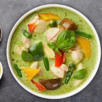 Stephen Green Curry · Green curry sauce and coconut milk with tofu, eggplants or bamboo shoots, bell peppers, and ...