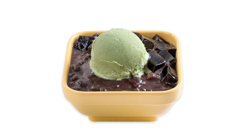 V9 Grass Jelly & Red Bean Soup with Matcha Ice Cream · 