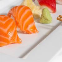 302. Sake Nigiri Sushi · Salmon. Two pieces.