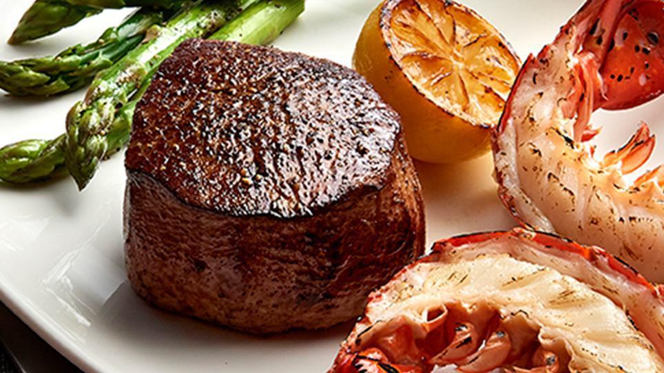 Del Frisco's Double Eagle Steakhouse · Steak · Salad · Coffee & Tea · Desserts · Seafood