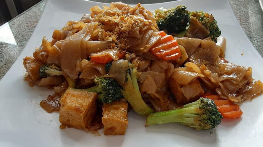 Taste of Siam · Thai · Noodles · Soup · Seafood · Desserts