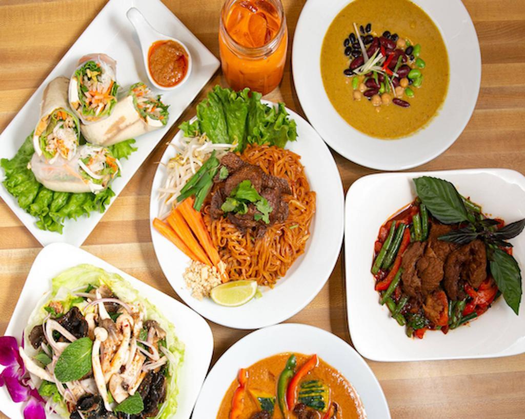 Aaharn Thai · Thai · Soup · Chinese · Indian · Desserts