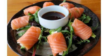 Midori 5 · Japanese · Asian · Salad · Sushi