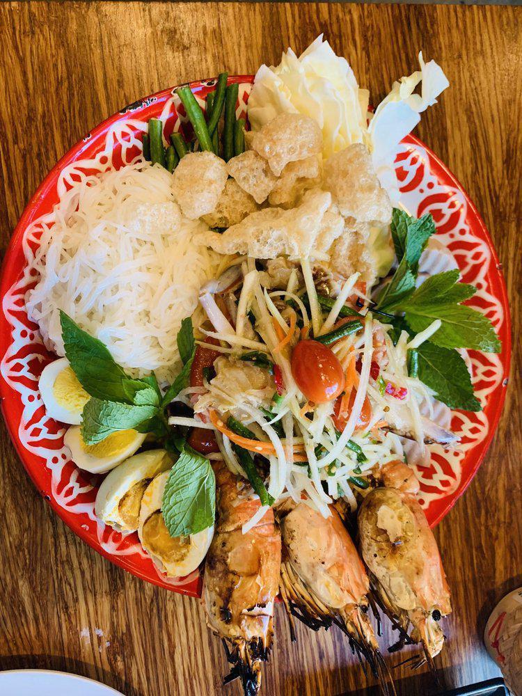 Isaan Station Thai Street Food · Thai · Soup · Chinese · Salad