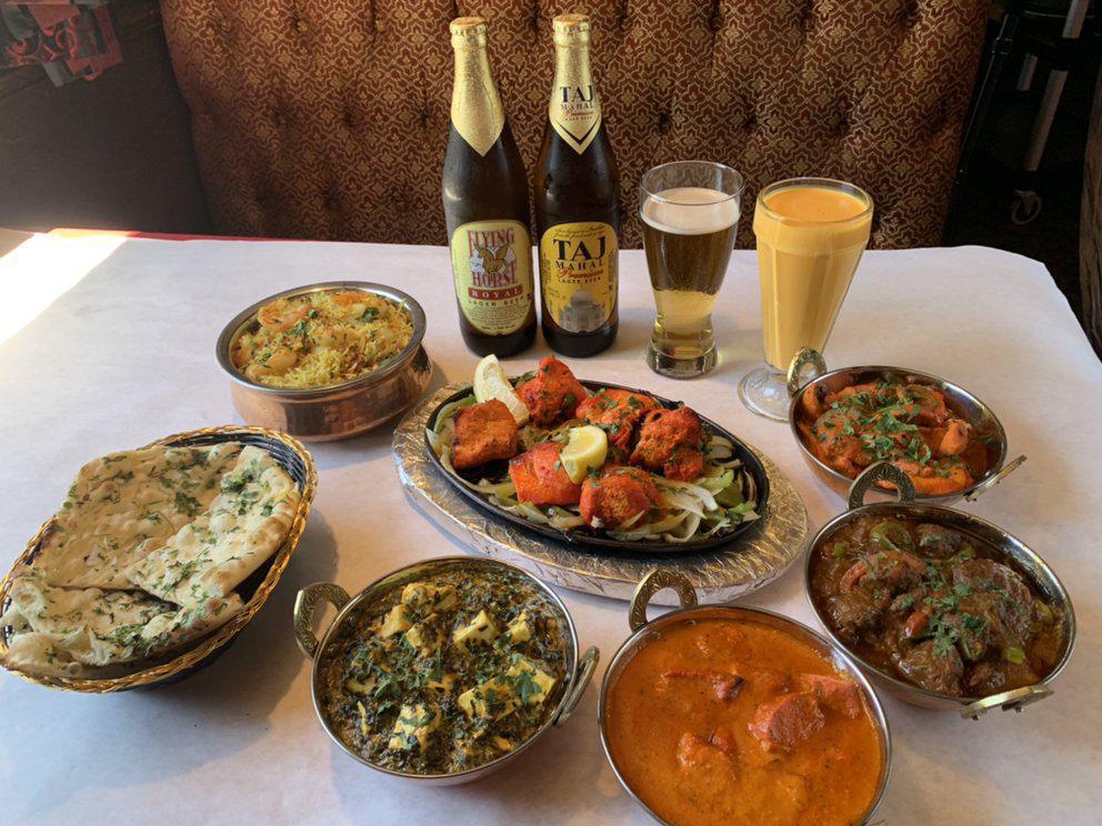 Lal Mirch Indian Restaurant · Alcohol · Indian · Vegetarian · Chicken · Seafood
