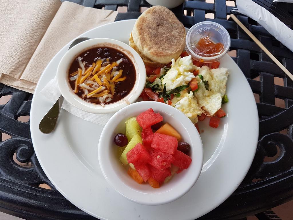 Marketplace Grille · Soup · Chicken · American · Seafood · Other · Salad · Mediterranean