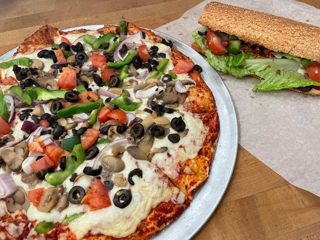 Lela's Pizzeria · Italian · Pizza · Sandwiches