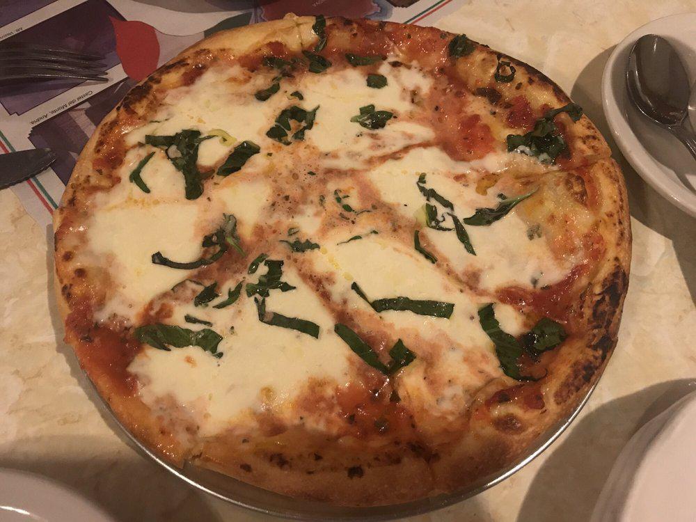 Lupo D’abruzzo · Italian · Salad · Soup · Pizza