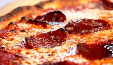 Joe's Pizza (Santa Monica) · Italian · Healthy · Sandwiches · Salad · Pizza