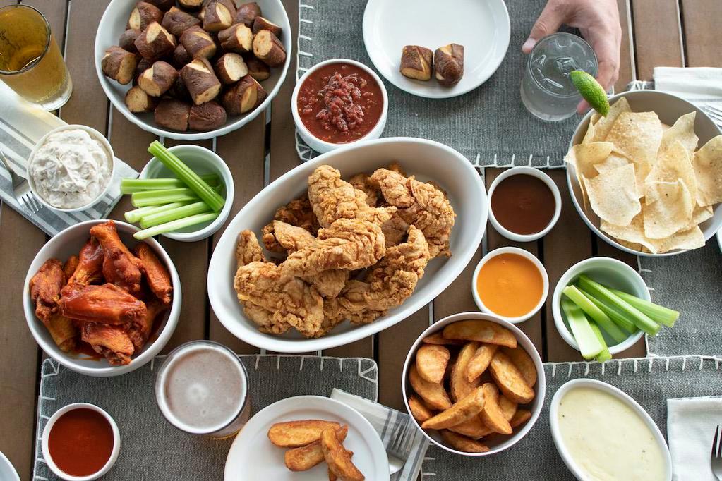 Wings and Rings · American · Chicken · Fast Food · Burgers · Salad · Sandwiches