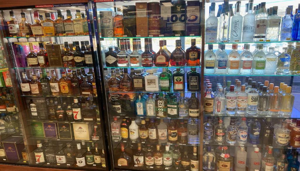 ORANGEVALE ARCO AM PM FOOD AND LIQUOR · Convenience · Alcohol · Desserts · American · Other · Drinks