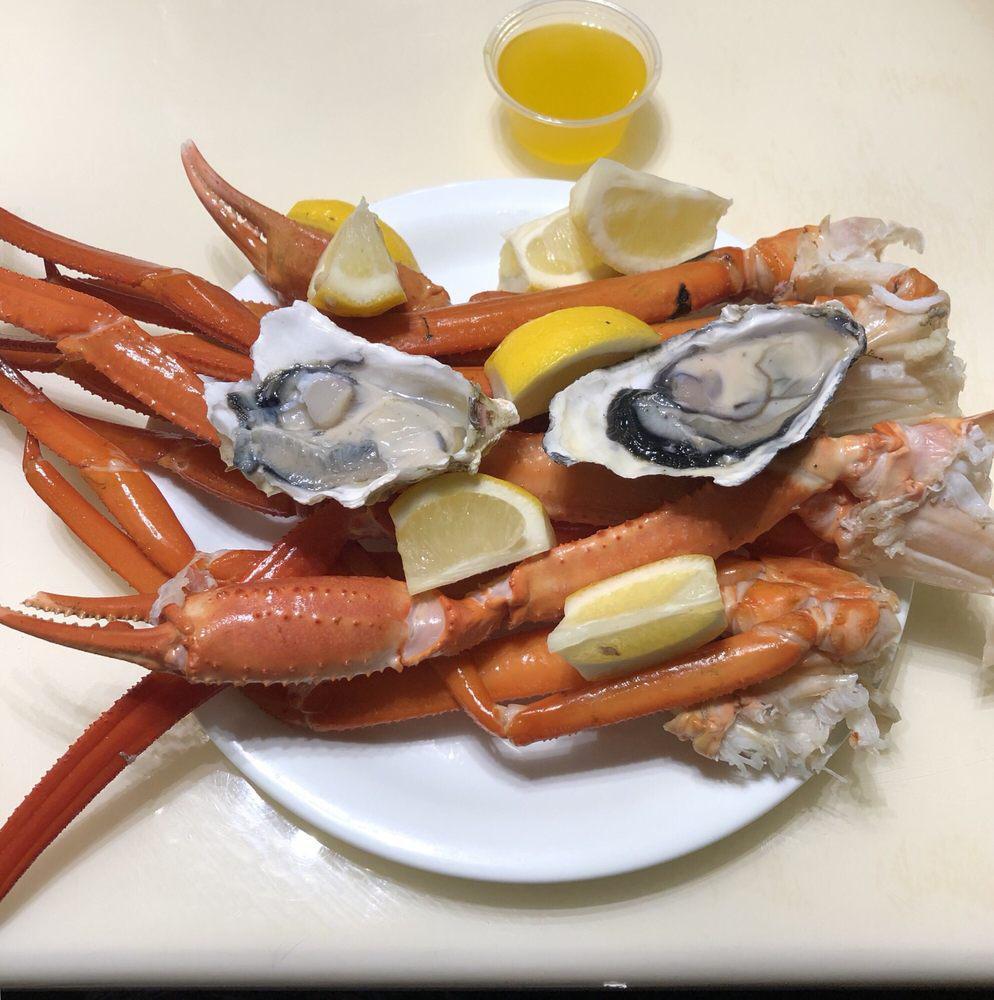 100s Seafood Buffet · Seafood · Sushi · Chinese · Salad