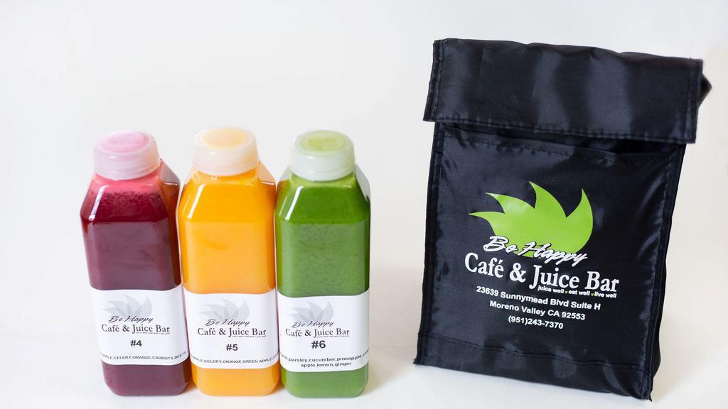3 Day Juice Cleanse · Feel like you need a fresh start? The Juices  in this cleanse are made with a slow cold-press juicer. The formula we have created made up of whole vegetables and fruits, are designed to evict the unwanted toxins from your body while fueling you with essential fiber, nutrients and vitamins. Once you complete the cleanse, you'll notice a restored sense of energy and a decrease in snack attacks. Get ready to feel great!
(18 Juices Total) Cleanse comes with Guide