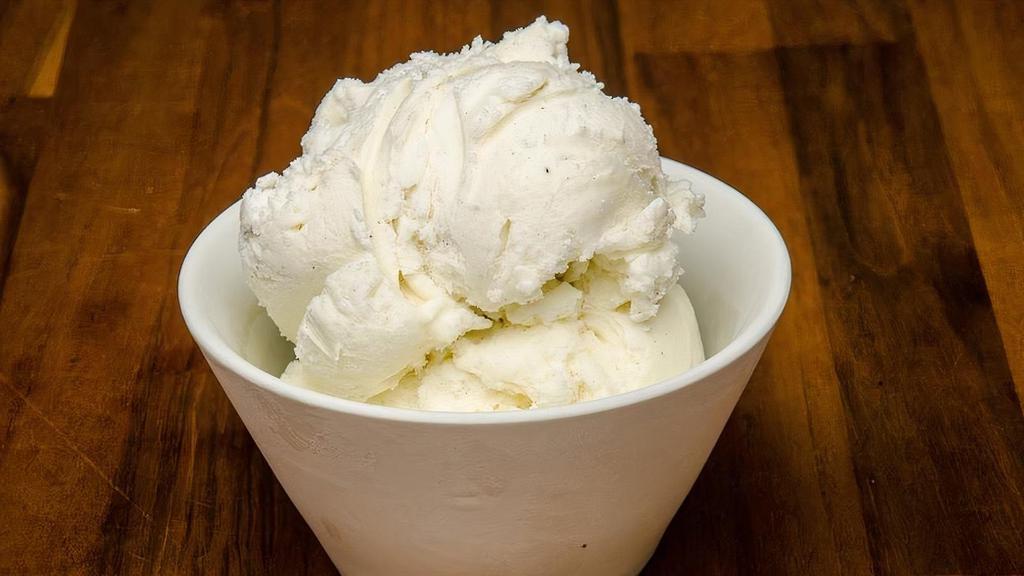 Ice Cream · 2 BIG Scoups (pick you favorite flavor)