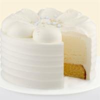 Vanilla Bean Cake · Vanilla bean flavor ice cream with white cake underneath.