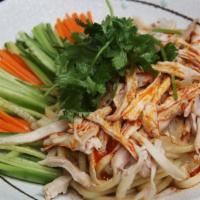 Shredded Chicken With Noodles In Sesame Sauce · 鸡丝凉面
Spicy
