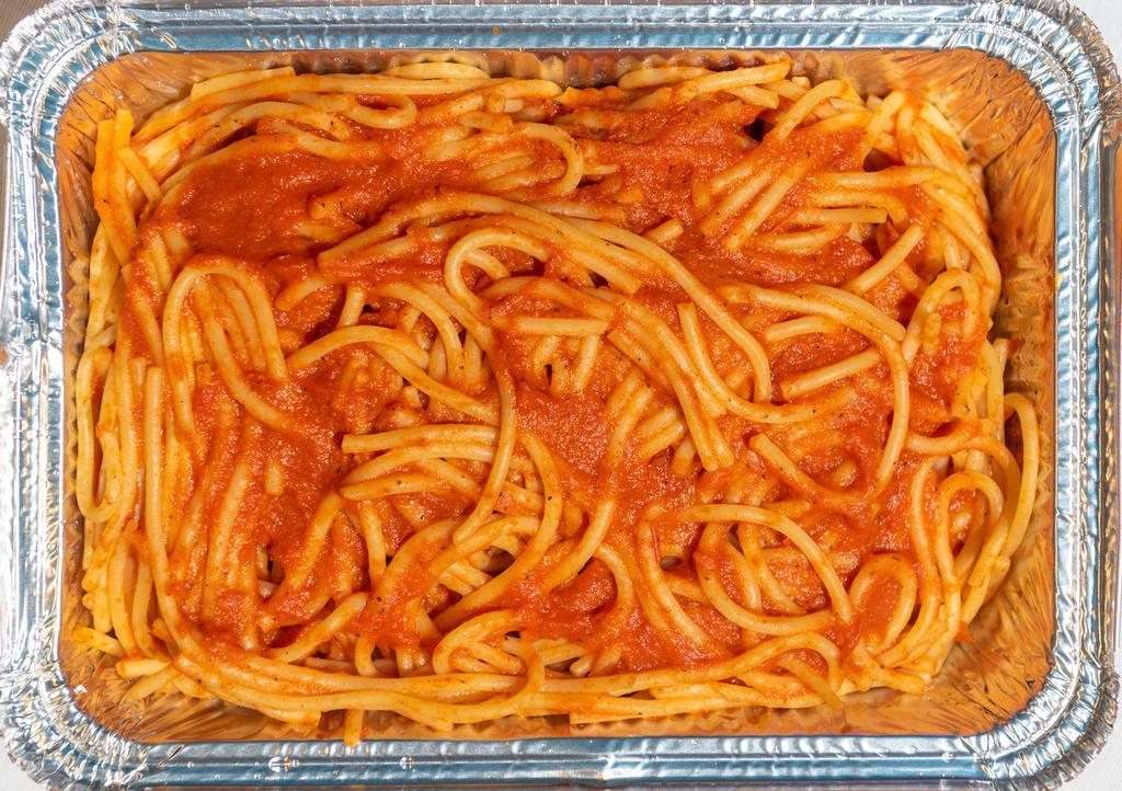 Spaghetti With Marinara Sauce · Spaghetti pasta topped with marinara