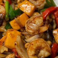 Mango Paradise   (Rice Are Not Come With The Dish) · Prawn, mango, cashew nuts, mushrooms, bell peppers, onion stir fried in house garlic chili s...