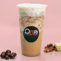 Onit Chip Toffee Nut White Chocolate Frizz · Toffee Nut, white chocolate flavor, espresso, milk, and chocolate covered coffee beans blend...