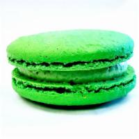 Pistachio Macaron · Pistachio French buttercream filling