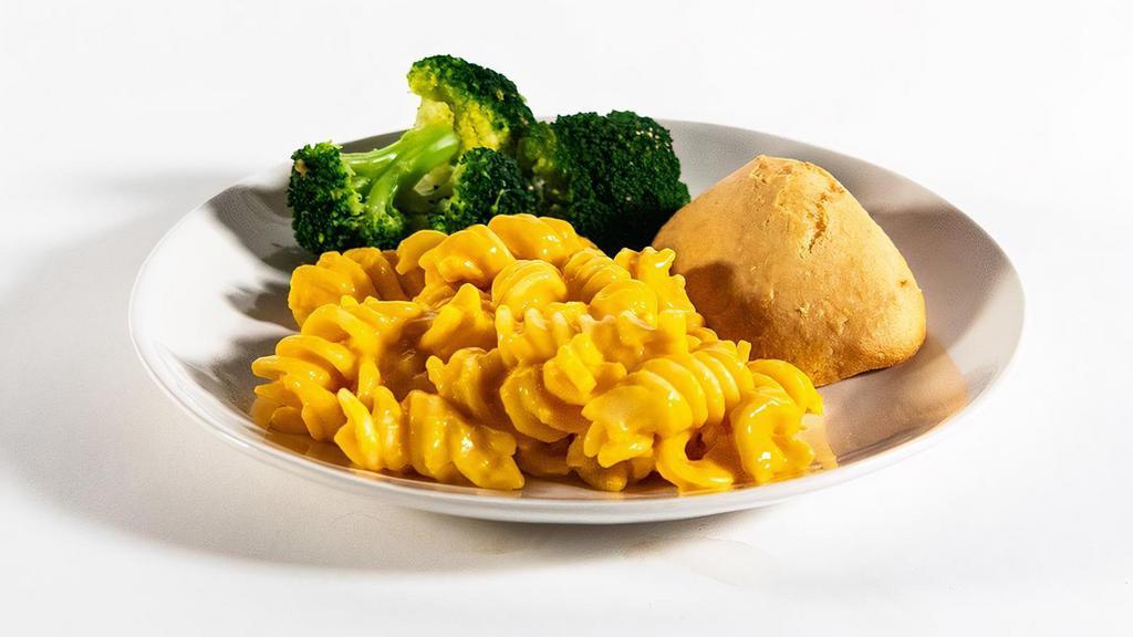 Kid Mac & Cheese · Cheesier than your dad’s jokes – our mac and cheese uses rotini pasta, so the spirals hold more ooey gooey cheese than the average noodle. Enjoy it with a side and drink of your choice, plus fresh-baked cornbread.