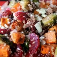 Santa Cruz · tri-color quinoa, kale + arugula, beets, sweet peppers, edamame, cucumbers, pickled red onio...