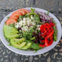 Ové’S Favorite Salad · Spring Mix & Arugula, Onion, Tomato, Goat Cheese, Roasted Red Bell Pepper,Avocado