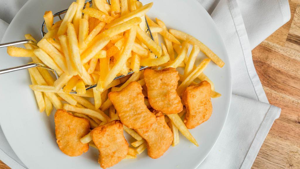Chicken Nuggets With Fries & Drink · 