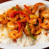 Camarones Huichol · Spicy Shrimp  plate with white rice, bell peppers and grilled onions
