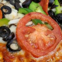 Bambino Vegetarian · Mushrooms, bell peppers, onions, tomatoes, and olives.