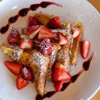 French Toast With Fresh Strawberries · 