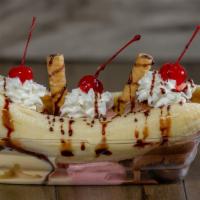 Banana Split · Banana and 3 scoops vanilla, strawberry and chocolate