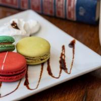 Macarons · Box of 6.